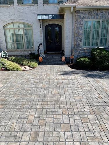 King Residential Brentwood Tn
Driveways
SUNDEK of Nashville
