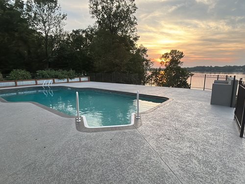 Pool Decks
Pool Deck Resurfacing
SUNDEK of Nashville
