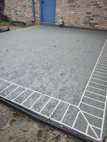 Angela Madole Ct Smoke Gray, Oyster White Grout
Site
SUNDEK of Nashville
