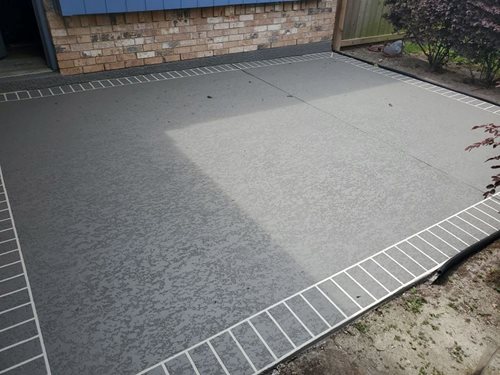 Angela Madole Ct Smoke Gray, Oyster White Grout
Site
SUNDEK of Nashville

