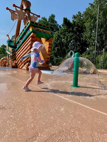 Splash Park Sunsplash Mojave Sand (nashville Tn)
Splash Pads & Waterparks
SUNDEK of Nashville
