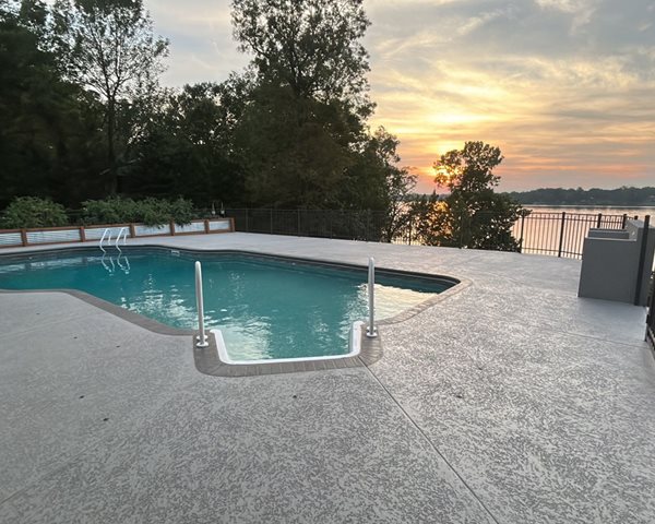 Pool deck resurfacing in Murfreesboro Tennessee